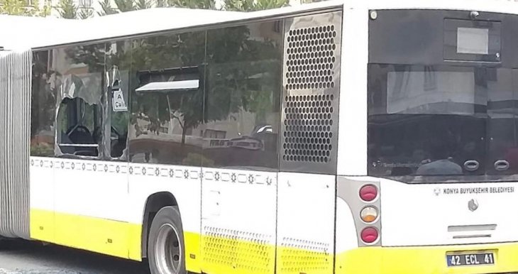 Konya’da yolcu otobüsünde panik!