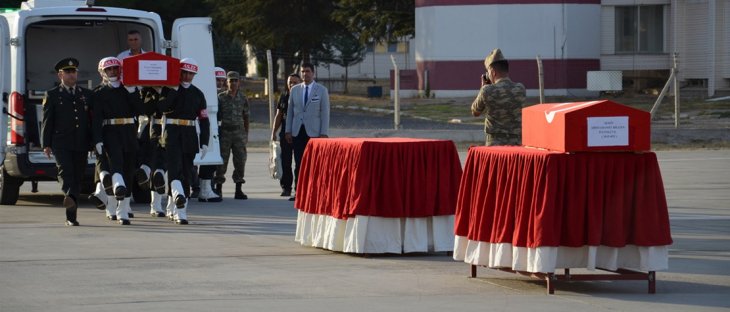 Barış Pınarı Harekatı şehitleri memleketlerine uğurlandı