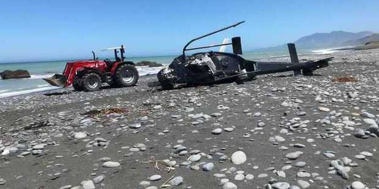 Helikopter sahile düştü: 2 ölü, 3 yaralı