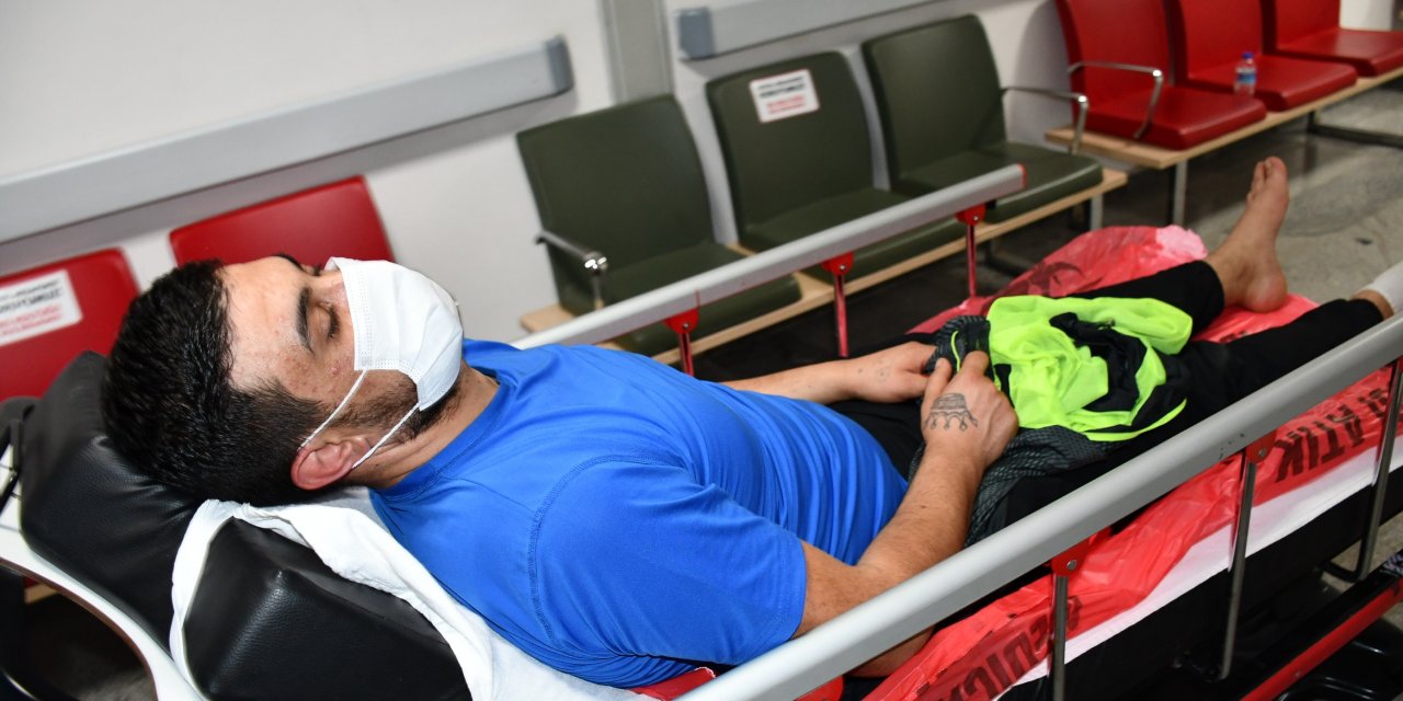 Cezaevinden çıktı, cezaevi arkadaşı tarafından bıçaklandı