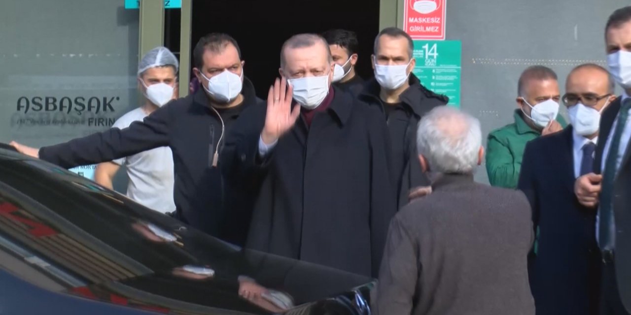 Cumhurbaşkanı Erdoğan İstanbul'da bir fırından alışveriş yaptı