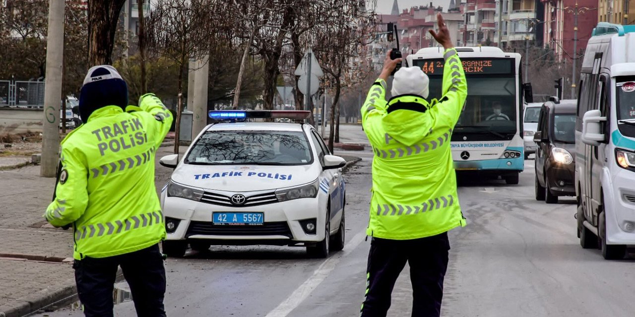 Konya'da kurallara uymayan 2 bin 690 sürücüye ceza