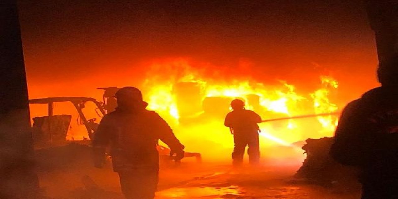 Geri dönüşüm tesisi alev alev yandı