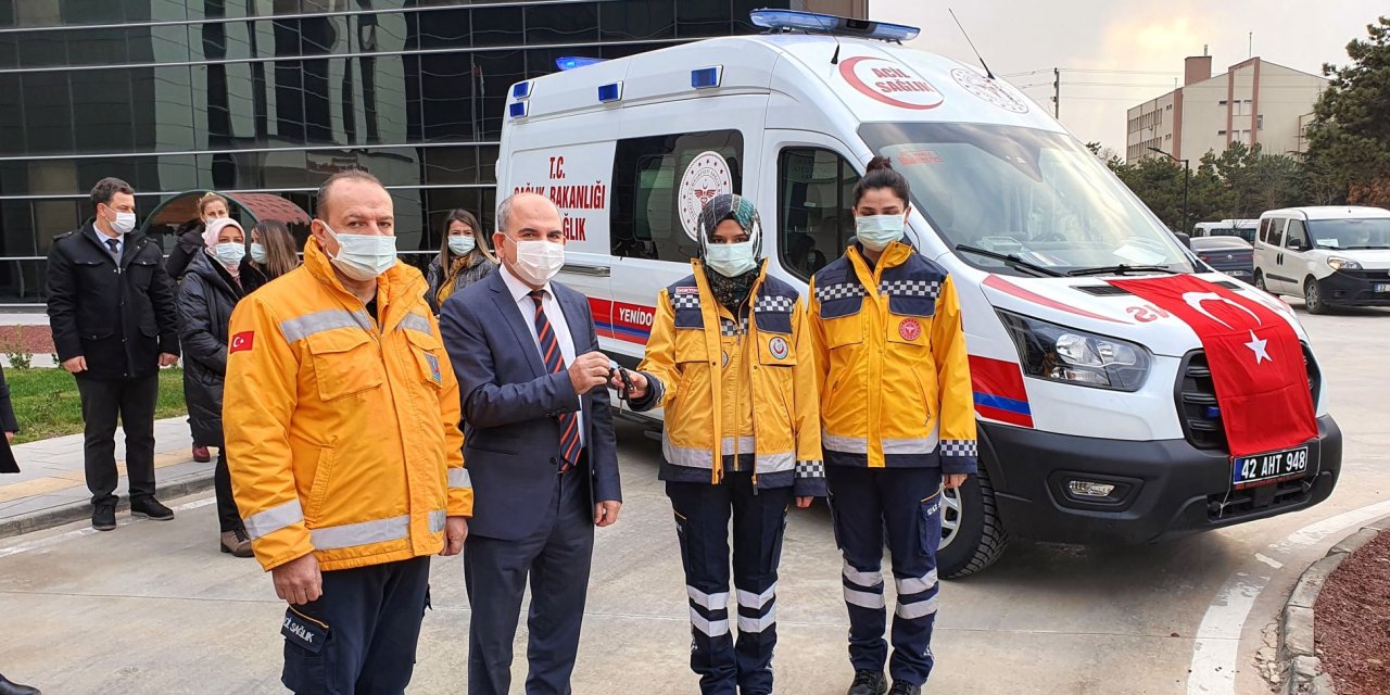 Konya'da yeni doğan ambulansları hizmete girdi