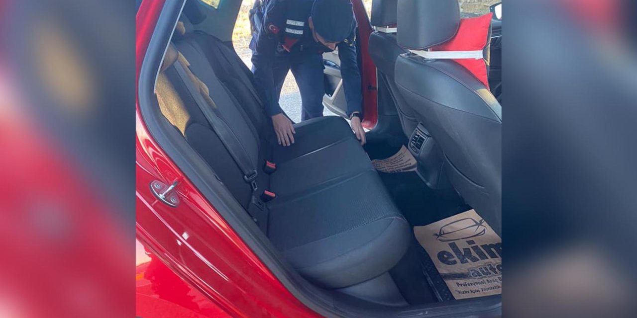 Konya'da tarihi eser kaçakçılığı operasyonu! Şüphelinin aracından 41 parça çıktı