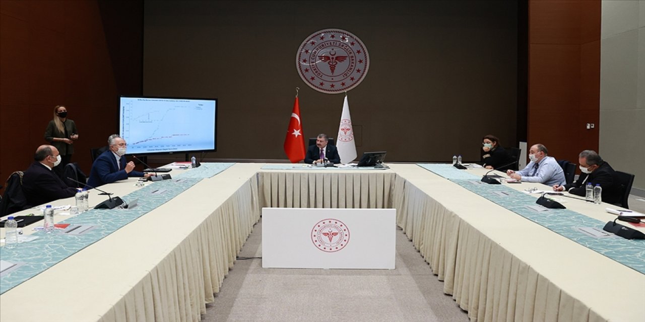 Koronavirüs Bilim Kurulu aşı gündemi ile toplanıyor