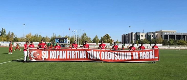 1922 Konyaspor'dan anlamlı pankart