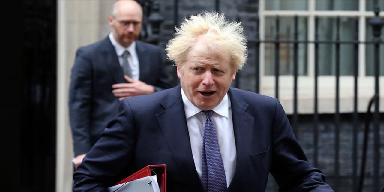 İngiltere Başbakanı Johnson'un babası açıkladı: 'Fransız vatandaşlığına başvurdum'