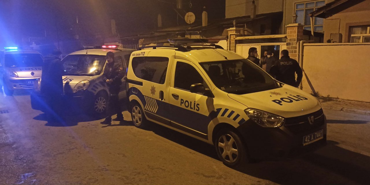 Son Dakika: Konya’da sokağa çıkma yasağında silahlı kavga! 3 kişiyi vurup kaçtılar