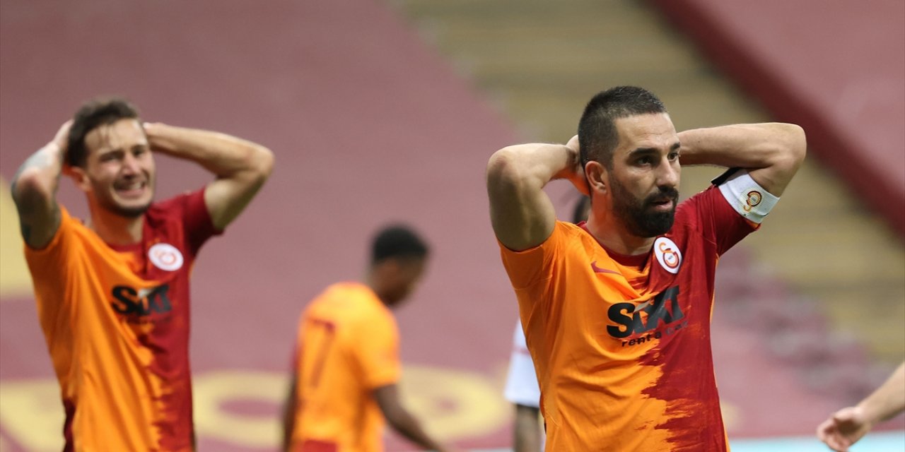 Galatasaray'da Konyaspor maçı öncesi 7 eksik! Üç futbolcu da ceza sınırında bulunuyor