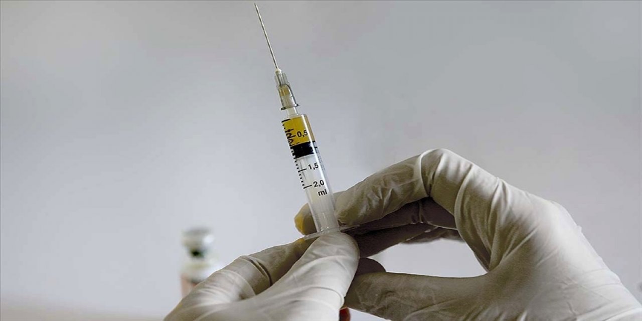 Kovid-19 aşısıyla ilgili kritik sorulara Bilim Kurulu üyesi yanıt verdi