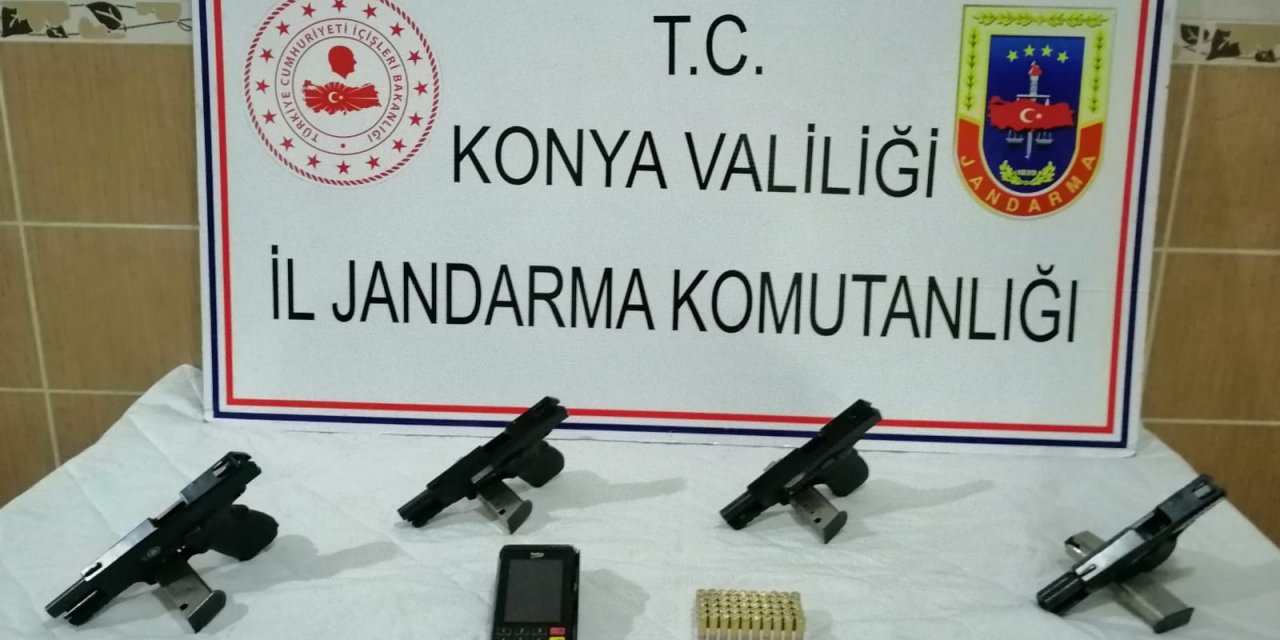 Kaçak silahları satmaya götürürken yakalandı! Konya’da jandarma operasyonu