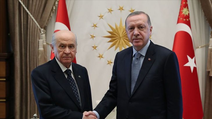 Erdoğan'dan Bahçeli'ye 'geçmiş olsun' telefonu