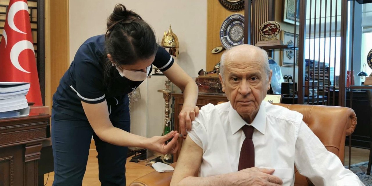 Son Dakika: MHP Genel Başkanı Bahçeli, Kovid-19 aşısı yaptırdı