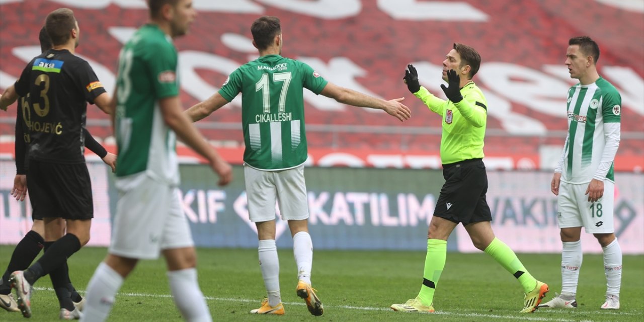 İki penaltısı verilmeyen Konyaspor'dan 'VAR' tepkisi: ''Baba tarafından Konyalı diye...''