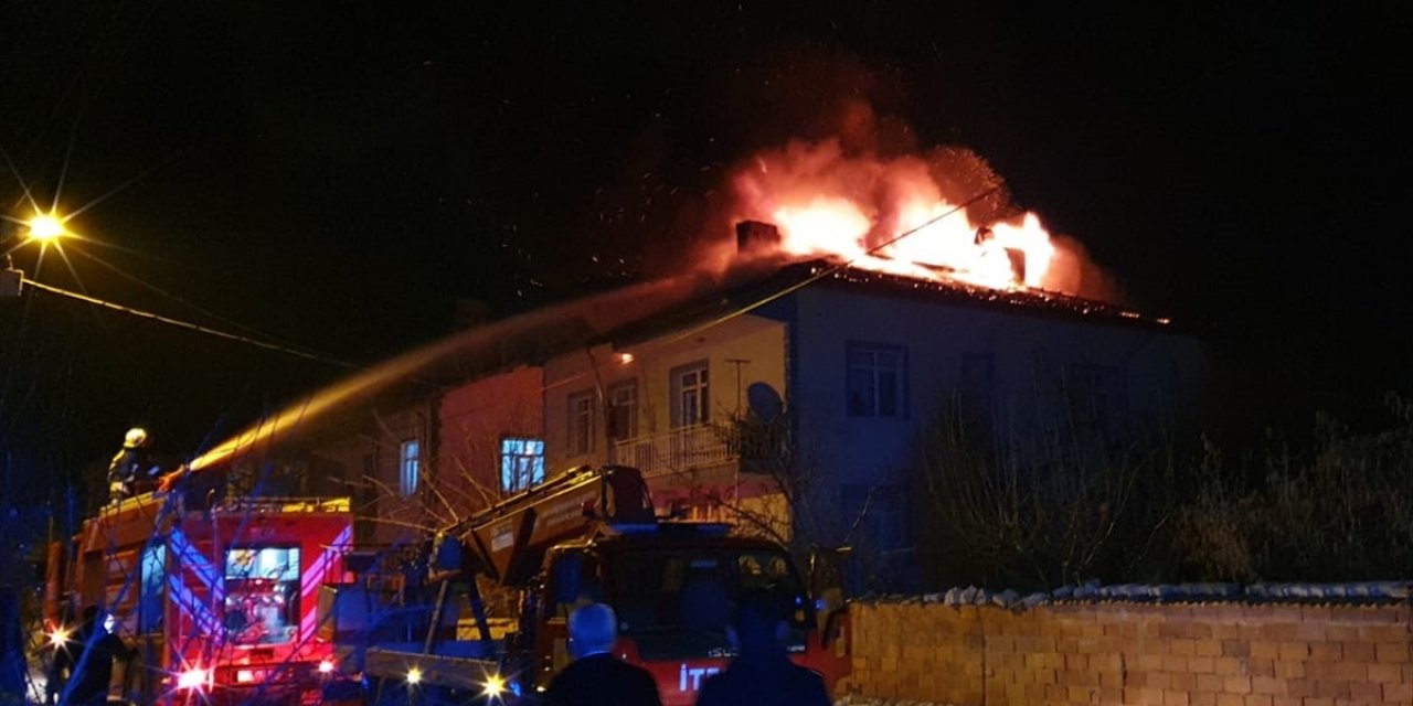 Konya’da öfkeli koca dehşeti! Gözaltına alındı, serbest kalınca karısının babaevini yaktı