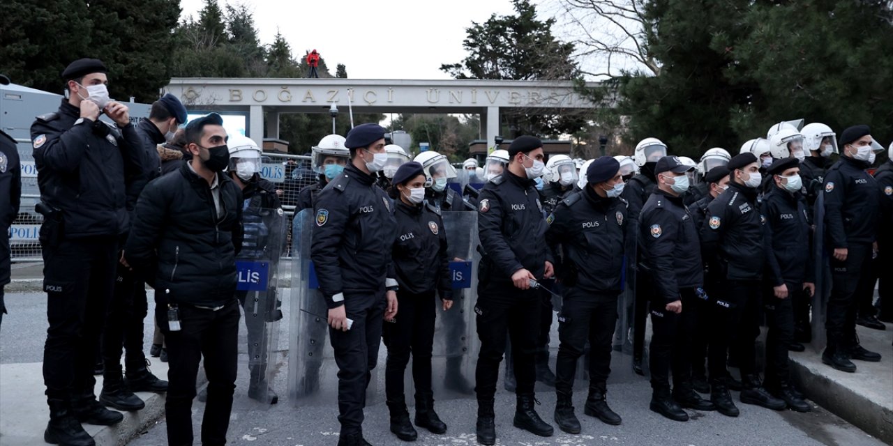 Boğaziçi Üniversitesindeki gösterilerde 159 kişi gözaltına alındı