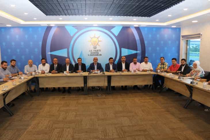 AK Parti İl Yönetim Kurulu Toplantısı başkanların katılımıyla yapıldı