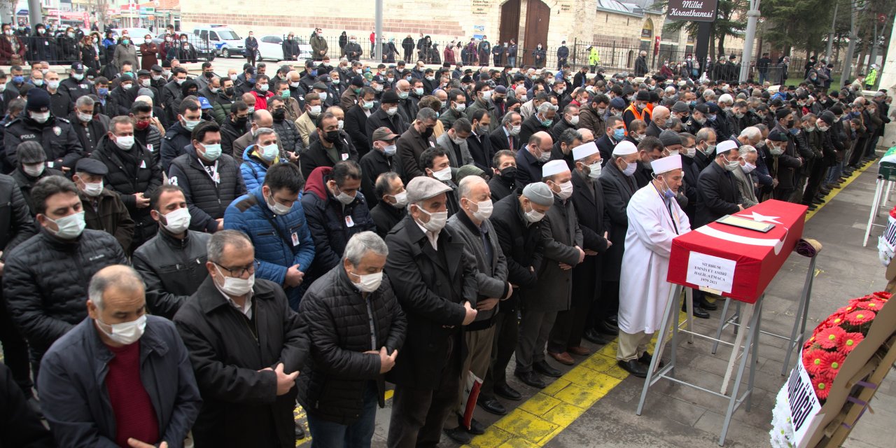 Kalbine yenik düşen emniyet amiri Halil Atmaca, Konya’da toprağa verildi