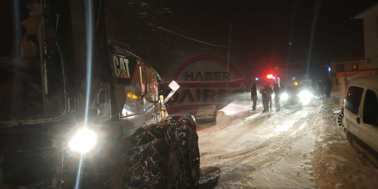 Konya’da dağlık alanda mahsur kalan 14 kişiyi ekipler kurtardı