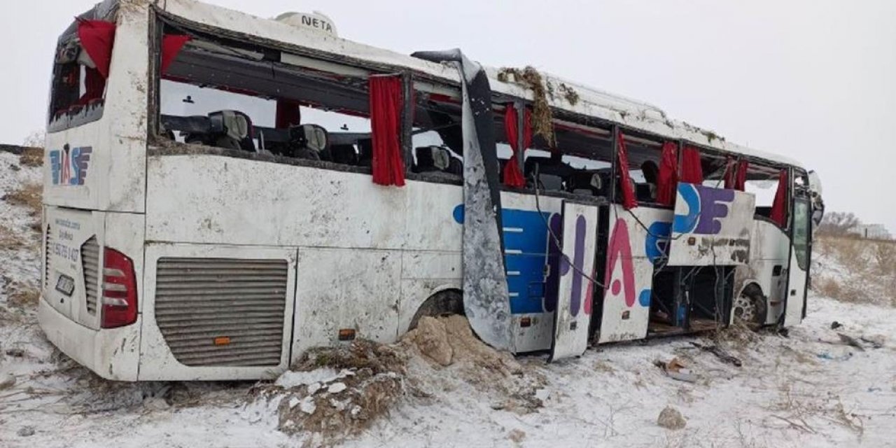 Konya’daki acı kaza! 5 kişinin cenazeleri memleketlerine gönderildi