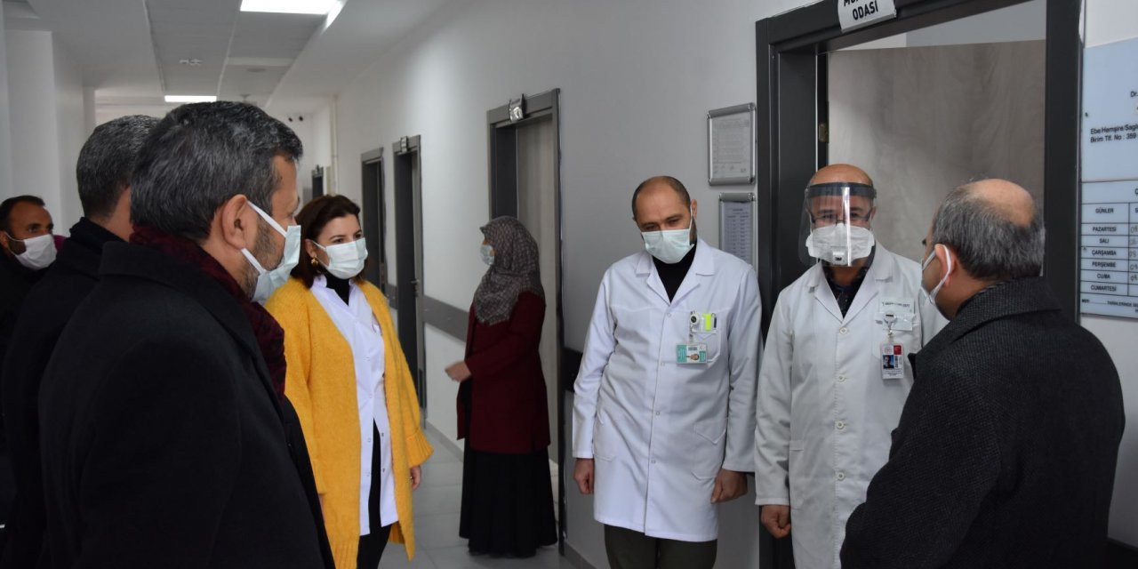 Konya'da Kovid-19 aşılama çalışmaları sorunsuz bir şekilde devam ediyor