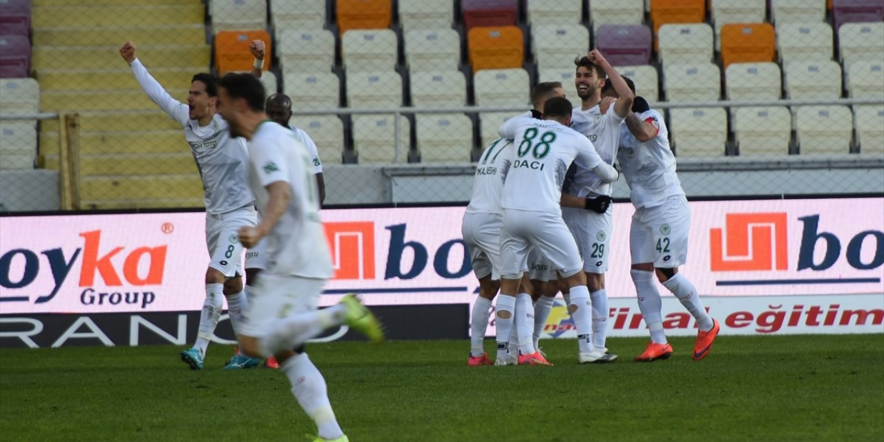 Konyaspor'dan Malatya'da muhteşem geri dönüş! 2-0 geriye düştüğü maçı kazandı