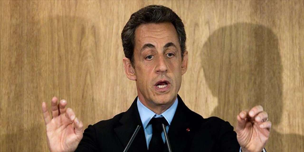 Fransa'da Eski Cumhurbaşkanı Nicolas Sarkozy'e hapis cezası