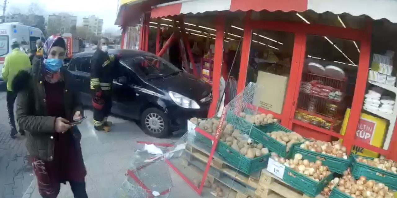 Konya’da kadın sürücü markete girdi!