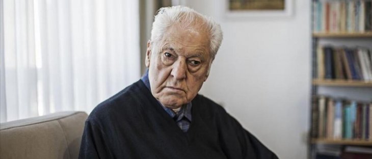 Nuri Pakdil vefat etti