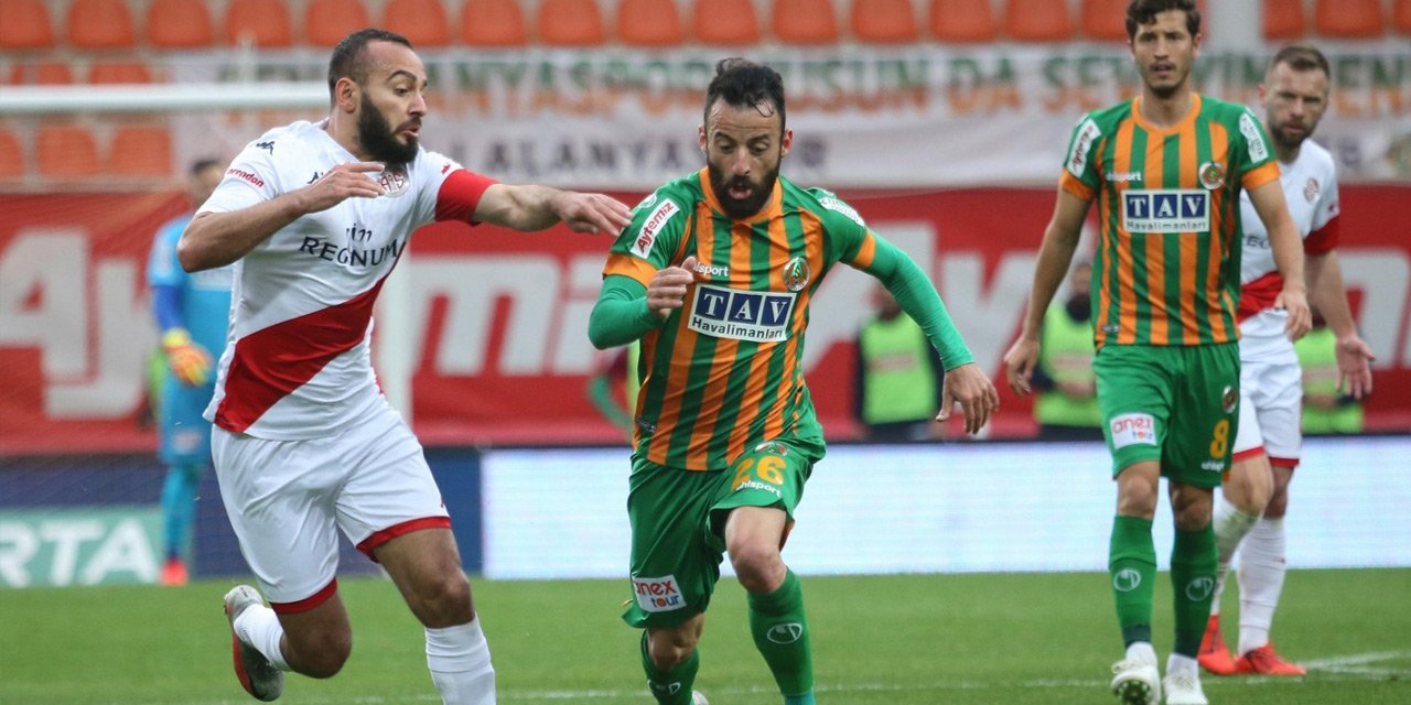 Alanyaspor, Konya maçı öncesi Türkiye Kupası'nda Antalya derbisine çıkacak