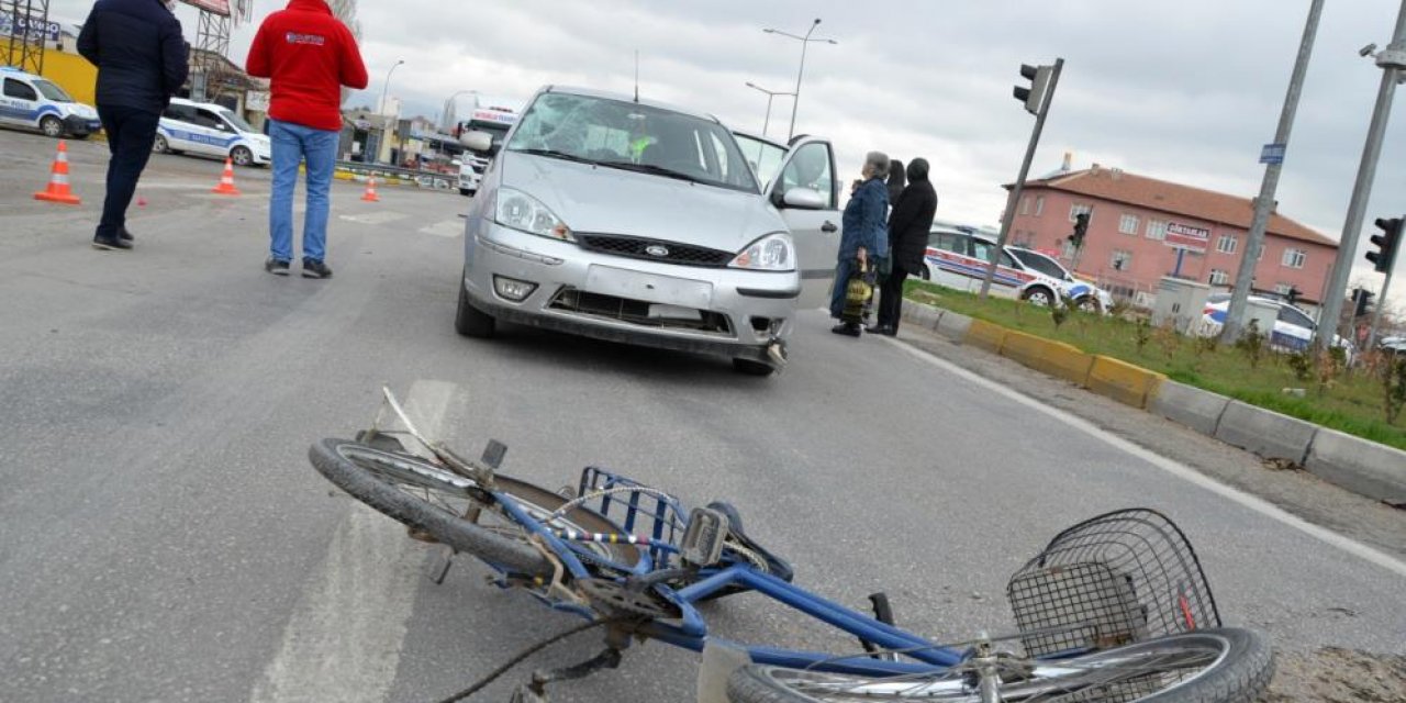 Konya'da otomobilin çarptığı bisiklet sürücüsü ağır yaralandı