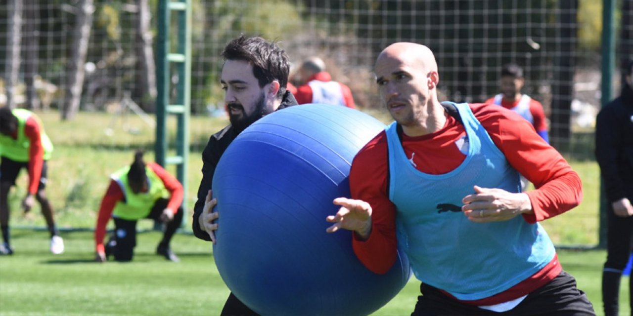 Erzurumspor İsmail Kartal yönetiminde Konyaspor maçına hazırlanıyor