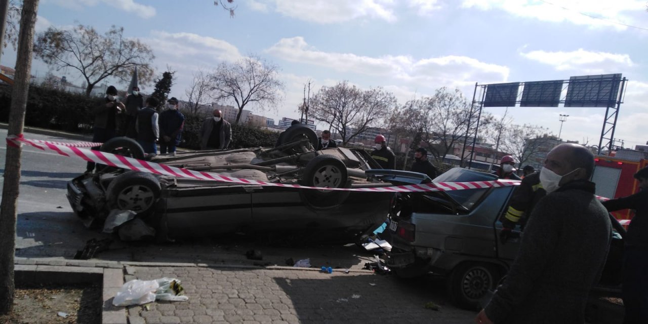 Konya’da iki otomobil çarpıştı: 2 yaralı