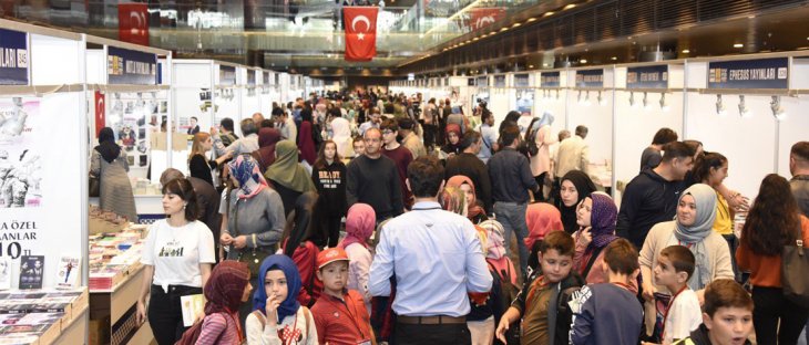 Konya Kitap Günleri yoğun ilgi görüyor