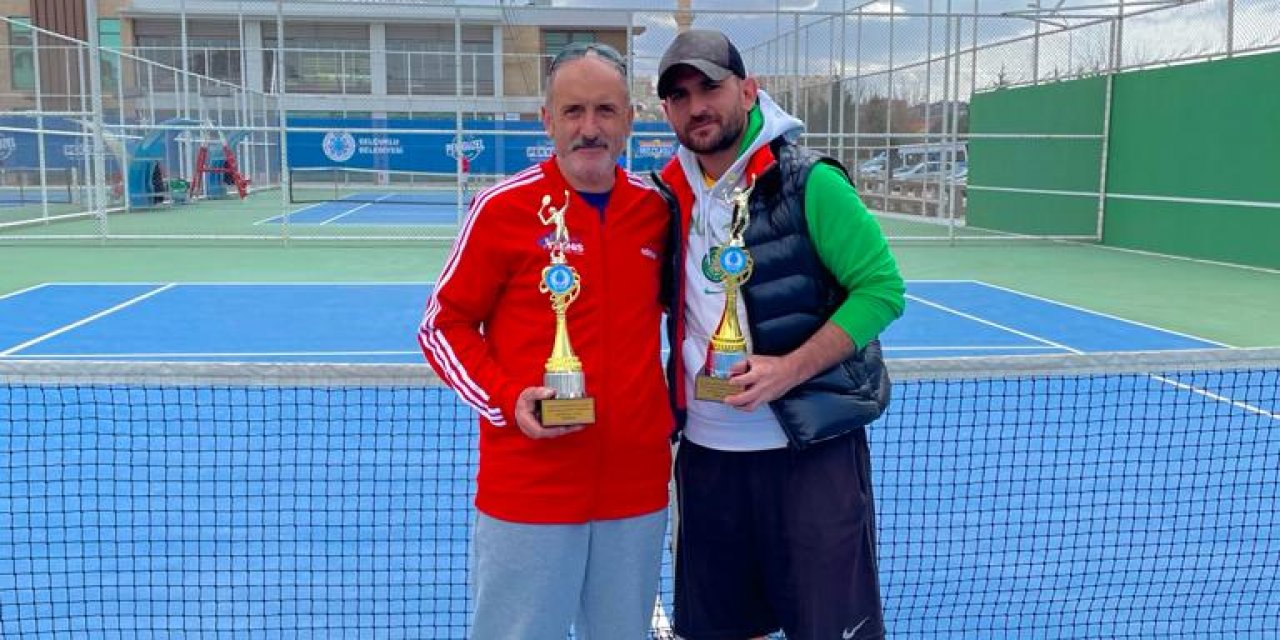 Baba-oğul şampiyon