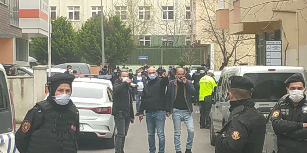 Avukatlık bürosunda silahlı saldırı! Ölü ve yaralılar var