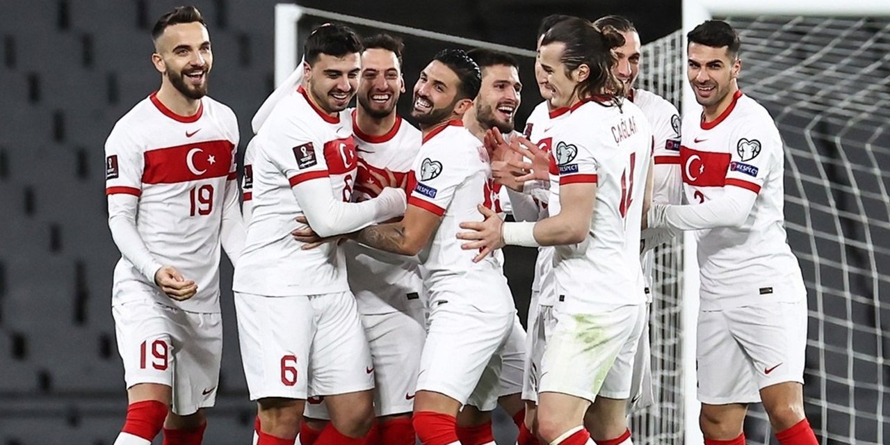 İtalya-Türkiye maçı seyircili olabilir