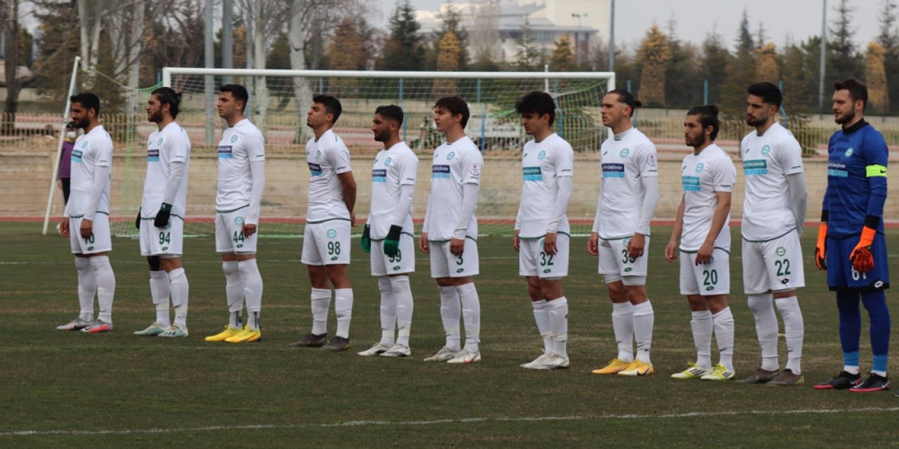 1922 Konyaspor deplasmanda 1 puanı uzatma dakikalarında kopardı