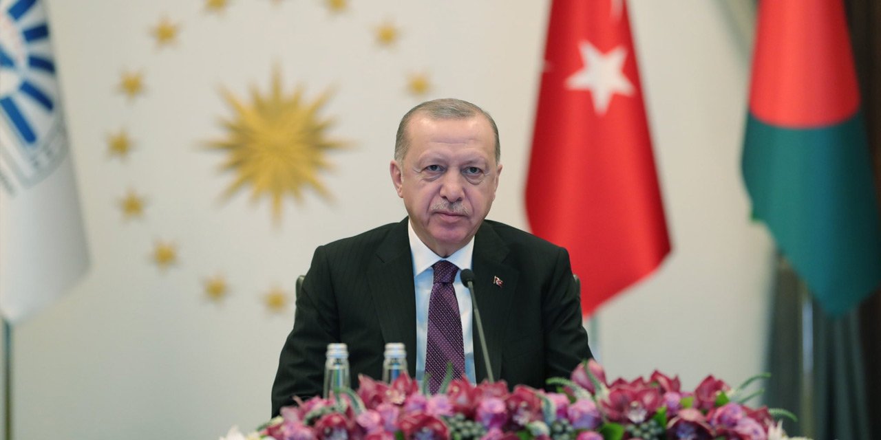 D-8 10 Yıllık Yol Haritası kabul edildi