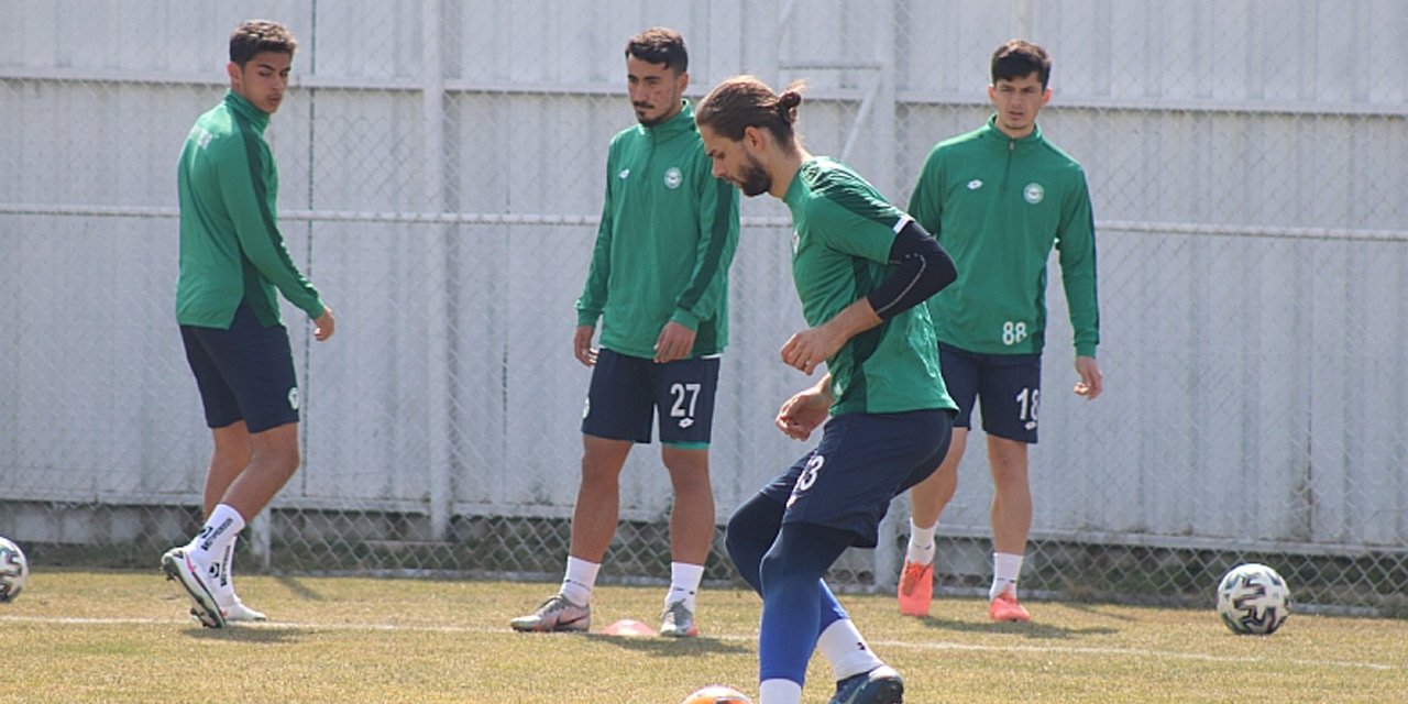 1922 Konyaspor’da moraller yerinde