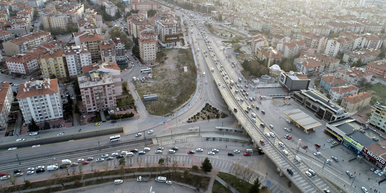 Konya'da yeni kısıtlama öncesi yoğunluk yaşandı