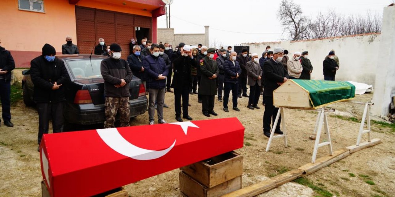 Büyük acı! Ölüm baba ile askerdeki oğlunu aynı gün yakaladı