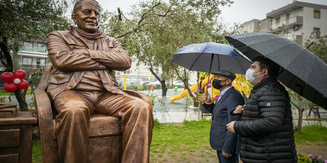 İzmir Belediyesi kentteki heykelleri saymak için ihale açtı