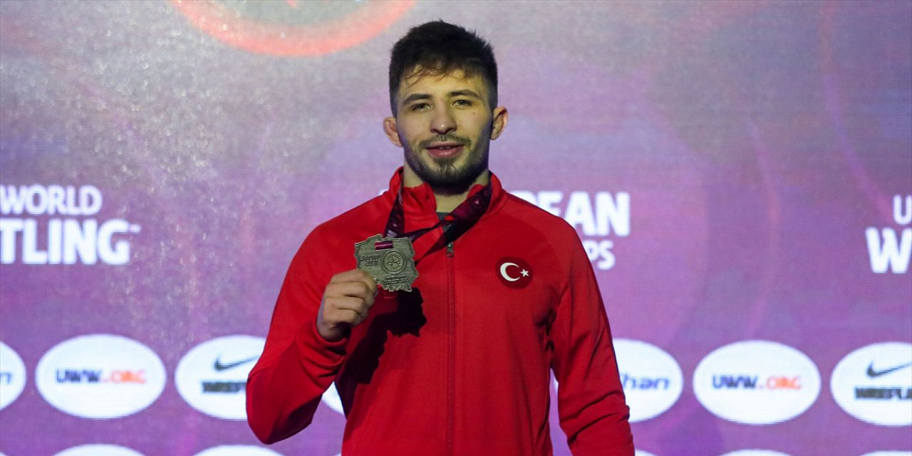 Milli güreşçi Süleyman Atlı, Avrupa şampiyonu oldu