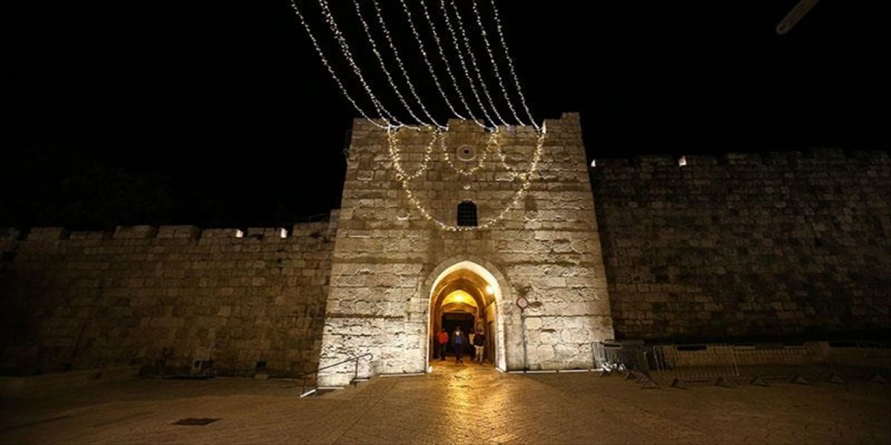 Israeli forces withdraw from Jerusalem's Damascus Gate