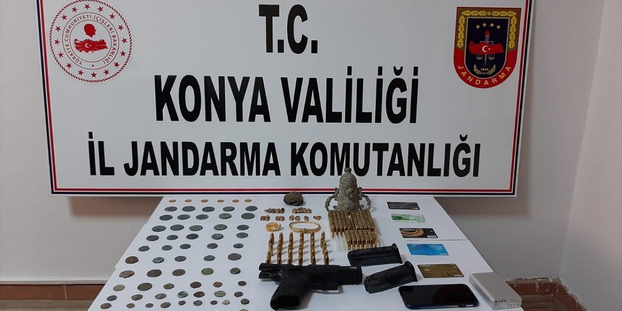 Konya’da tarihi eser operasyonu! 5 kişi, çok sayıda eserle yakalandı