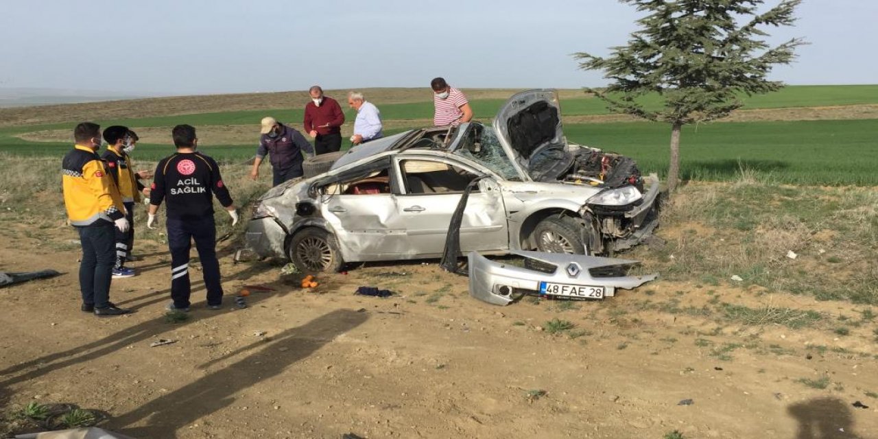 Konya’da kaza! Yaşlı sürücü ve karısı bu arabadan sağ çıktı