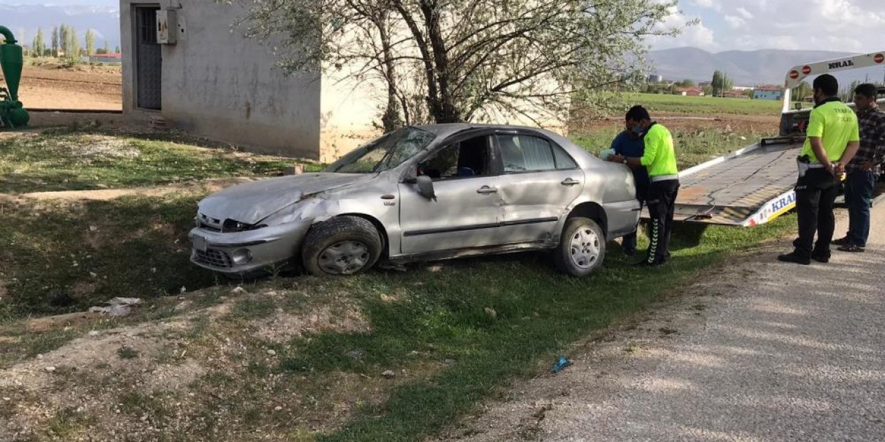 Konya’da otomobil yoldan çıktı: 6 yaralı