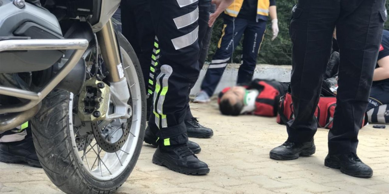 Kapanma günü 17 yaşındaki sürücü dehşet saçtı: 2 polis yaralandı